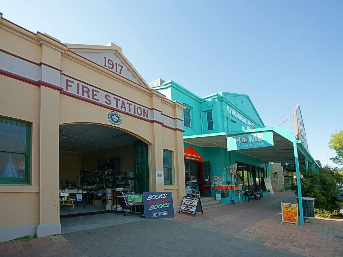 Fire Station - Bidgee Motor Inn Hay NSW