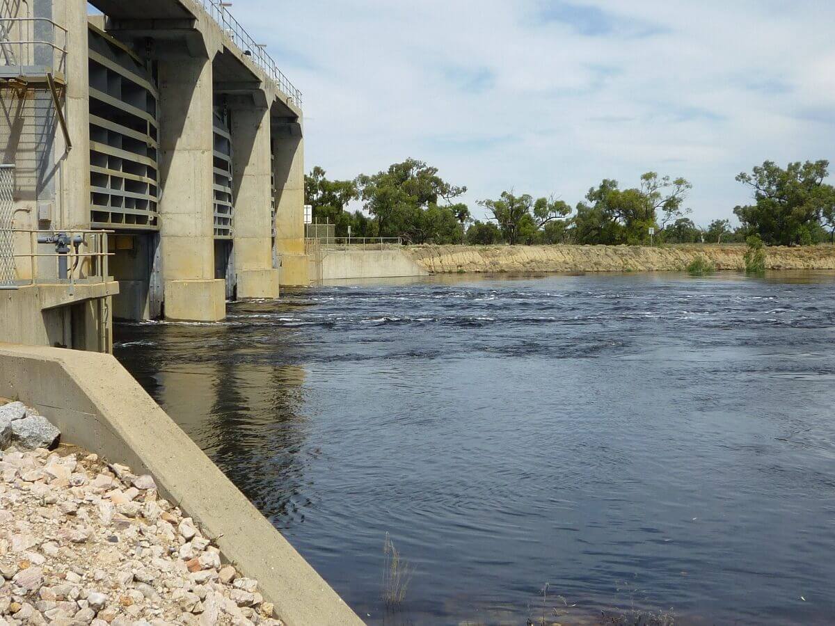 Hay Weir - Bidgee Motor Inn Hay NSW