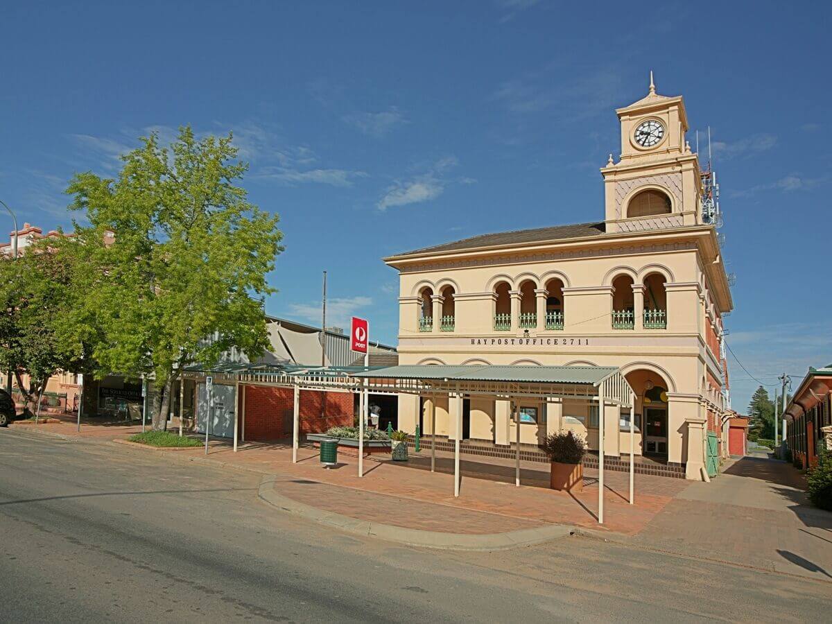 Post Office - Bidgee Motor Inn Hay NSW