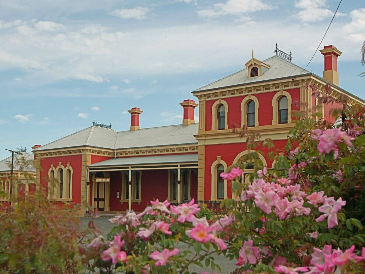 Railway Station - Bidgee Motor Inn Hay NSW