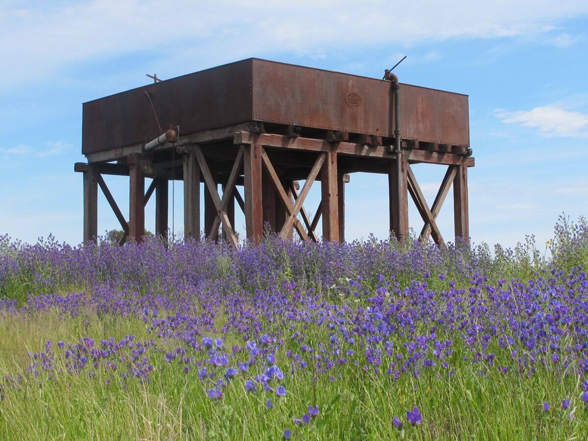 Railway Water Tower - Bidgee Motor Inn Hay NSW